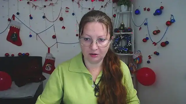VanessaHotts online show from December 2025 06:05:01 AM