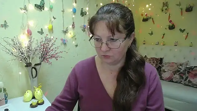 VanessaHotts online show from April 2026 05:03:01 AM