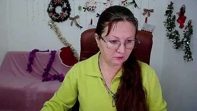 VanessaHotts online show from December 2025 06:05:02 AM