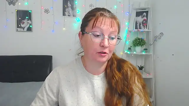 VanessaHotts online show from October 2025 07:21:01 AM