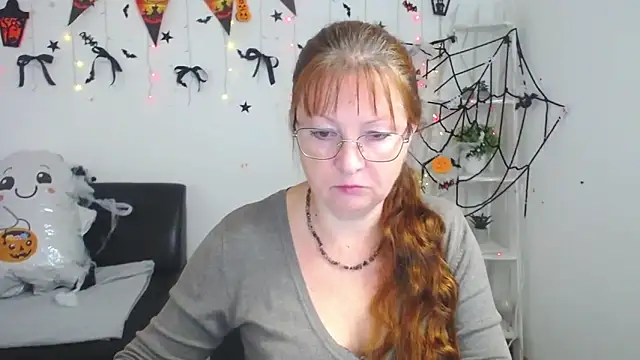VanessaHotts online show from November 2025 06:18:02 AM
