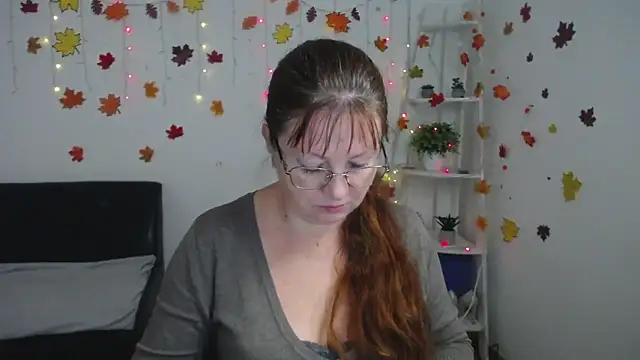 VanessaHotts online show from November 2025 06:06:02 AM