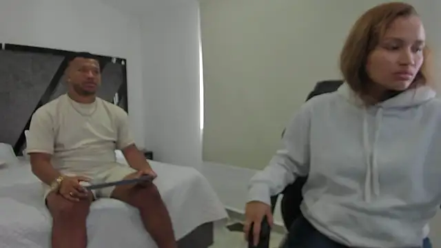 AnnieAndStefan online show from March 2026 02:35:02 PM