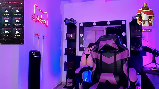 miss kitty online show from March 2026 12:10:01 AM