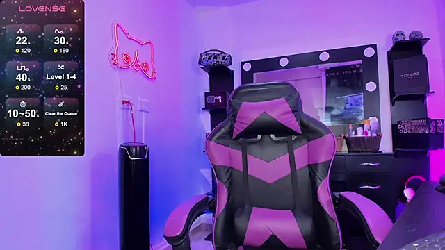 miss kitty online show from January 2026 12:58:02 AM