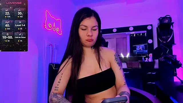 miss kitty online show from June 2026 07:52:02 PM