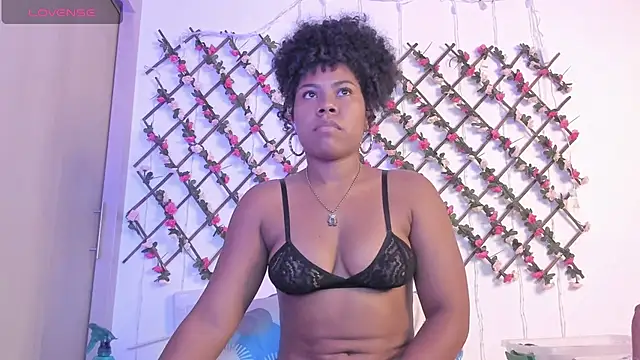 Snapshot of naughty_ebonyy chatting on July 2026 11:05:01 PM naughty ebonyy online show from July 2026 11:05:01 PM