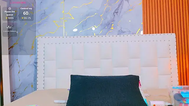 naughty ebonyy online show from October 2025 02:59:02 AM