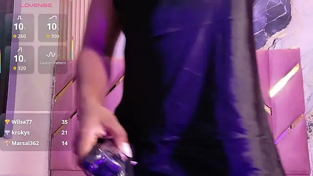 naughty ebonyy online show from November 2025 02:59:02 AM