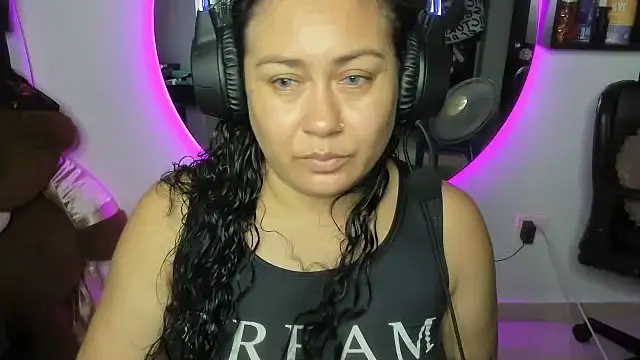 AliceFox Milf online show from April 2026 10:44:02 PM