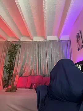 lonely shewolf online show from April 2026 03:57:02 PM