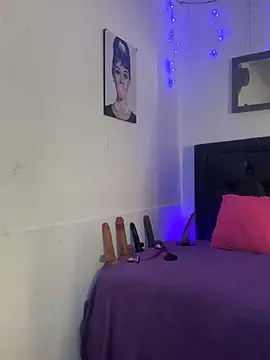 lonely shewolf online show from November 2025 05:24:01 PM