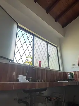 lonely shewolf online show from March 2026 06:58:01 PM