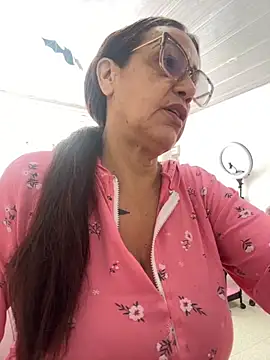 lonely shewolf online show from October 2025 12:59:02 PM