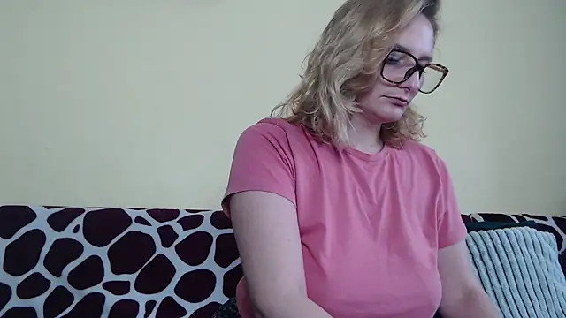 alicesweet21 online show from March 2025 07:02:02 AM