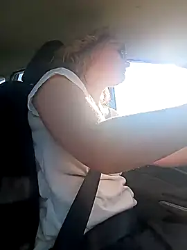 marilynecoquine online show from February 2026 01:23:01 PM