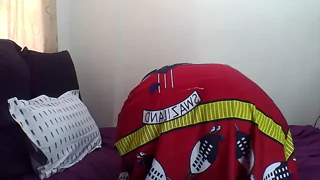 AddictiveAssCurves online show from October 2025 12:28:02 PM
