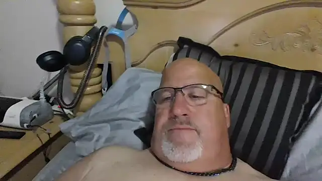 Bigbear0563 online show from September 2025 05:45:02 AM