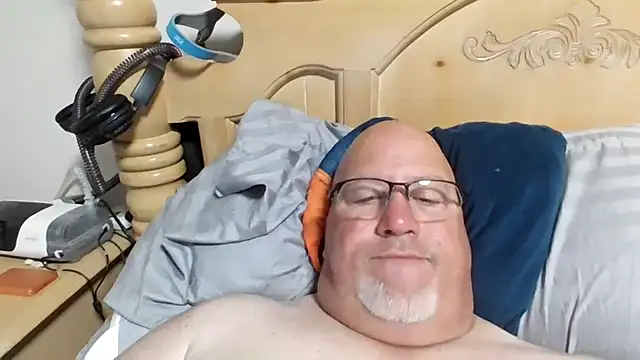 Snapshot of Bigbear0563 chatting on June 2026 05:02:01 PM Bigbear0563 online show from June 2026 05:02:01 PM