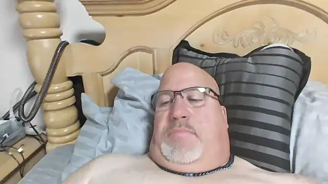 Bigbear0563 online show from November 2025 05:40:01 PM