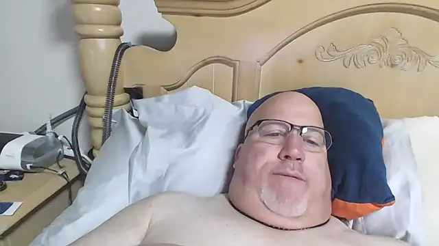 Bigbear0563 online show from March 2026 03:19:02 PM