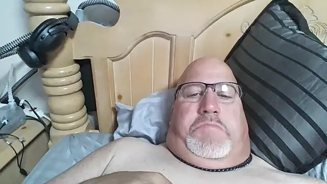 Bigbear0563 online show from October 2025 05:06:01 PM