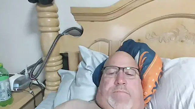 Bigbear0563 online show from March 2026 04:37:01 PM