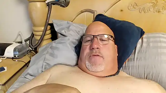 Bigbear0563 online show from May 2026 03:14:02 PM