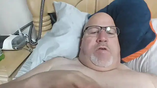 Bigbear0563 online show from March 2026 05:18:02 PM