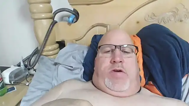 Bigbear0563 online show from February 2026 07:05:01 PM