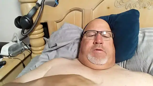 Snapshot of Bigbear0563 chatting on June 2026 02:50:02 PM Bigbear0563 online show from June 2026 02:50:02 PM
