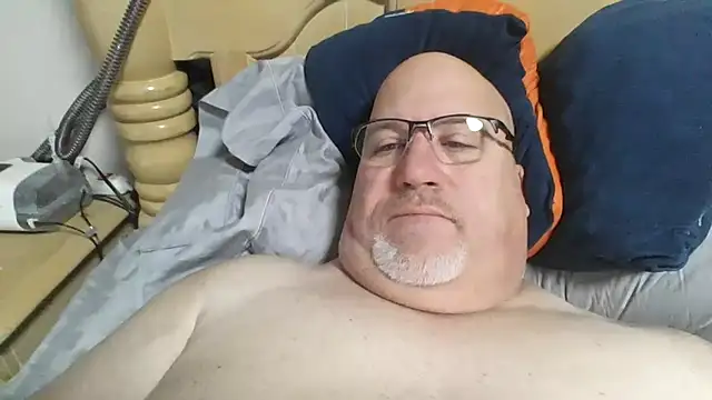 Bigbear0563 online show from February 2026 03:55:01 PM