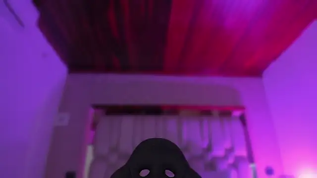 Emmily Savage online show from March 2026 11:38:02 AM