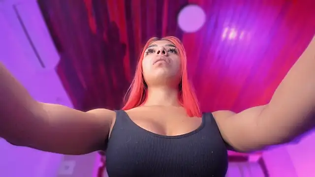 Snapshot of Emmily_Savage chatting on February 2026 11:49:01 AM Emmily Savage online show from February 2026 11:49:01 AM