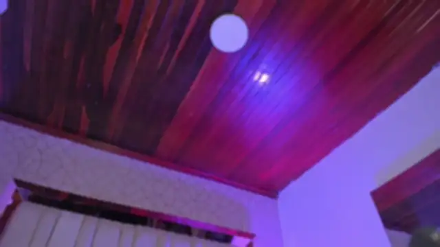 Emmily Savage online show from March 2026 12:21:01 PM