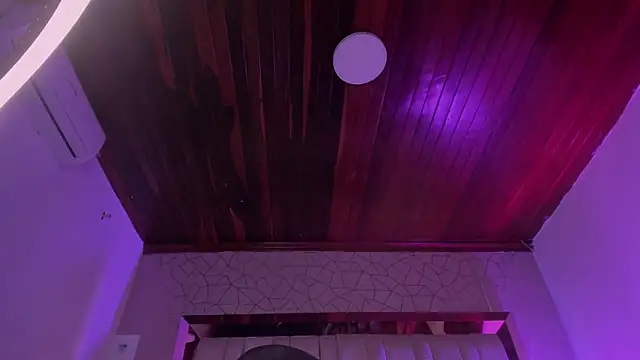 Emmily Savage online show from March 2026 11:55:02 AM