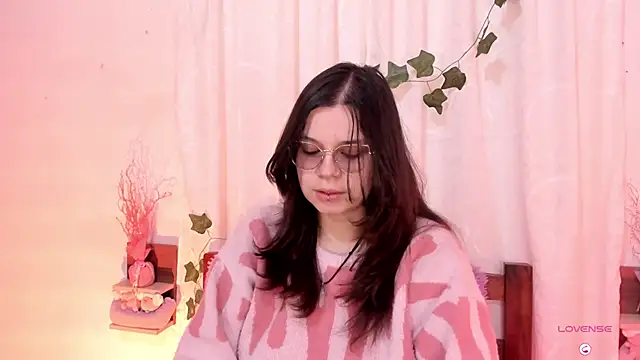 Mey moon online show from February 2025 04:14:02 PM