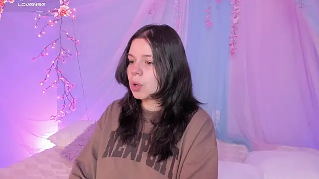 Mey moon online show from July 2026 09:11:01 PM