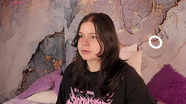 Mey moon online show from February 2026 05:06:02 AM