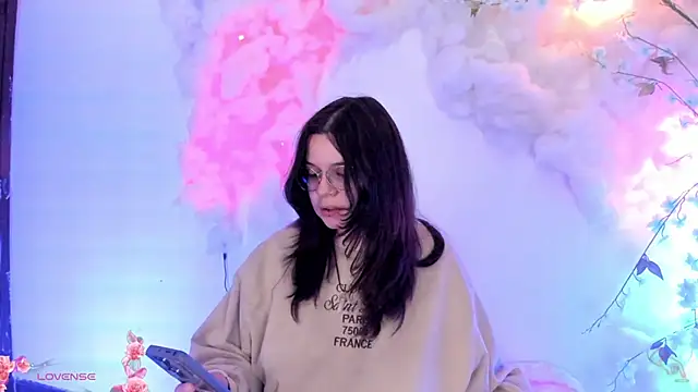 Mey moon online show from January 2025 11:43:02 PM