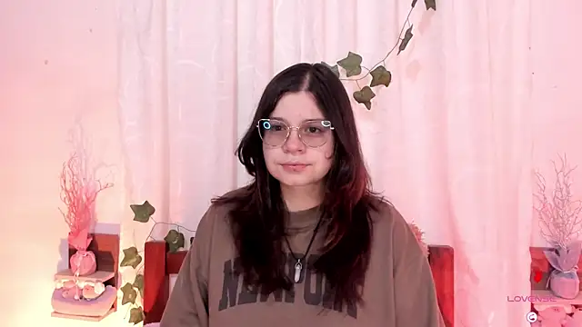 Mey moon online show from February 2025 03:38:01 PM