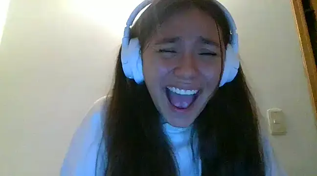 Snapshot of _andygirl chatting on February 2025 05:51:02 AM andygirl online show from February 2025 05:51:02 AM