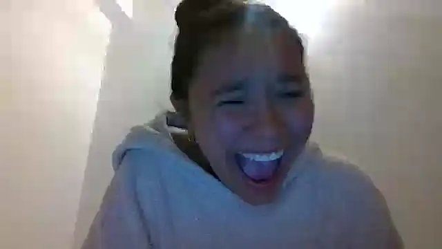 Snapshot of _andygirl chatting on January 2025 01:33:01 AM andygirl online show from January 2025 01:33:01 AM