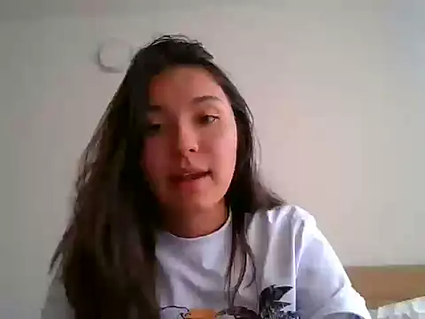 Snapshot of _andygirl chatting on October 2025 09:05:01 PM andygirl online show from October 2025 09:05:01 PM