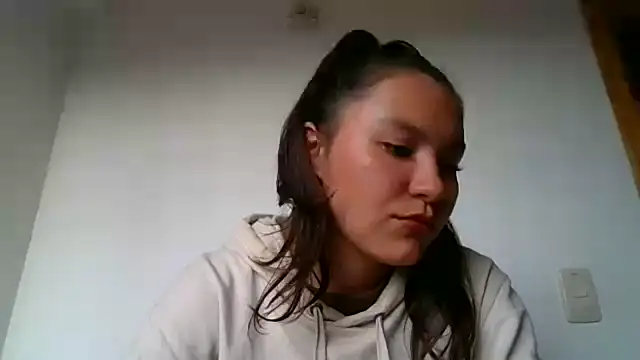 Snapshot of _andygirl chatting on March 2025 09:37:01 PM andygirl online show from March 2025 09:37:01 PM