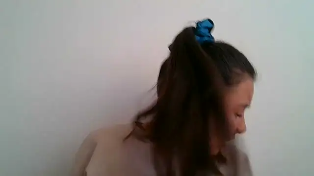  andygirl online show from April 2026 09:30:02 PM