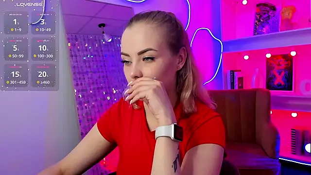 StephanieSweety online show from March 2026 05:29:02 PM