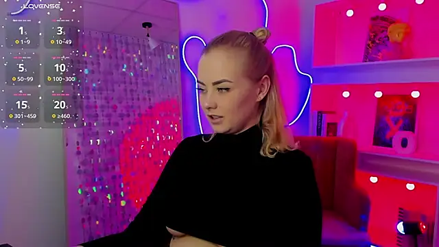 StephanieSweety online show from March 2026 06:42:01 PM