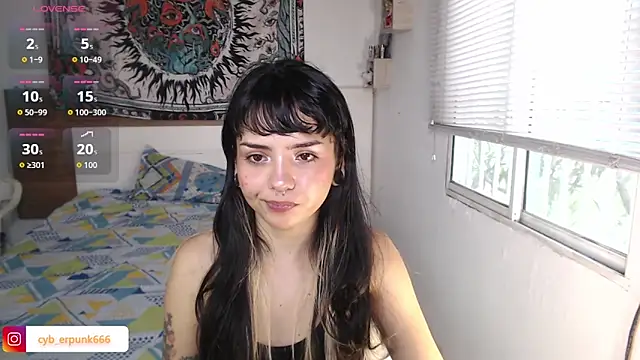 Snapshot of Margarita999 chatting on May 2026 01:29:01 PM Margarita999 online show from May 2026 01:29:01 PM
