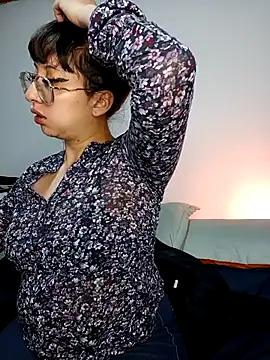 Piafisher1 online show from November 2025 01:20:01 AM